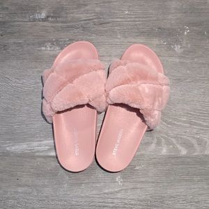 Steve madden slippers